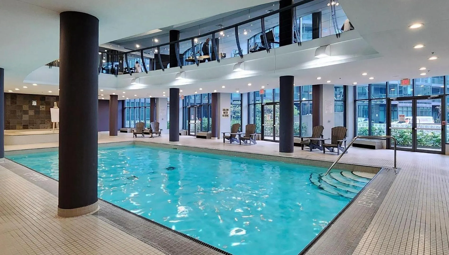 Apartment Amazing 2 Bedroom Waterfront Condo Downtown With Parking Toronto Canada